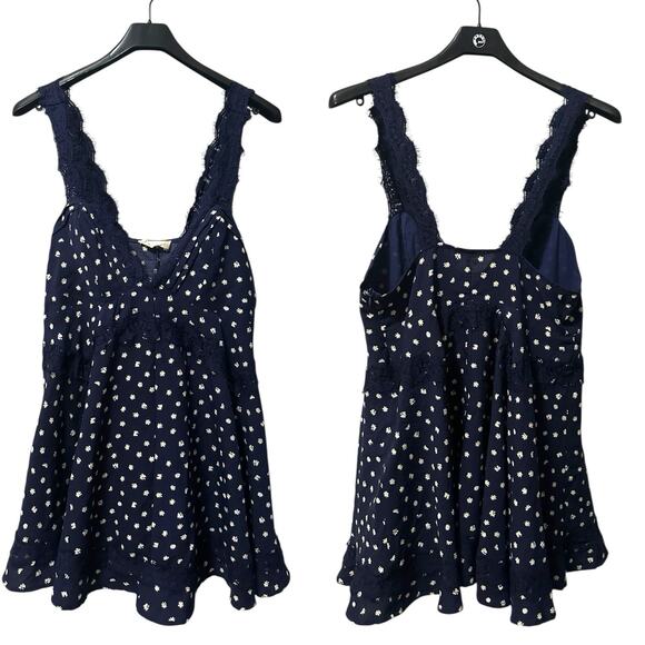 Altar’d State Navy Blue Floral Daisy Babydoll Mini Dress Women’s L Sleeveless - Picture 1 of 8